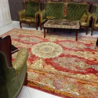 مبل چوب گردو   وفرش  لاکی محتشم کاشان