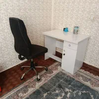 میز و صندلی