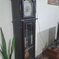 ساعت قدی و ایستاده