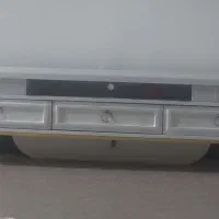 زیر ال ای دی