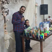 مجری انواع مراسمات  و جشن(الفبا،پایان سال، تکلیف )