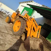 تراکتور رومانی بیل عقب