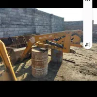 فروش یک دستگاه لودرجلو تراکتور