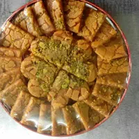 سوهان تازه به تازه|خوردنی و آشامیدنی|قم, بوستان خلیج فارس|دیوار