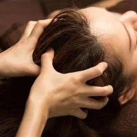 اسکالپ تراپی سر