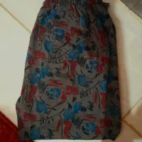 شلوار خانگی کاپشن کلاه مانتو جوراب دامن|لباس|رشت, هلال احمر|دیوار