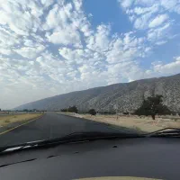 ماشین دربست مسافر و امانتی و لوازم برقی وخوراکی