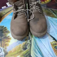 سه عدد کفش درحدنو