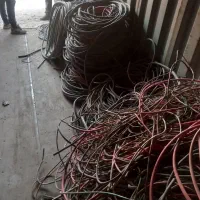 خریدوفروش ضایعات اهن آلمینیوم مس برنج و غیره...