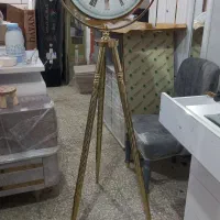 ساعت ایستاده