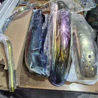 ب یک حسابدار در شغل عمده فروشی لوازم موتور و ادمن