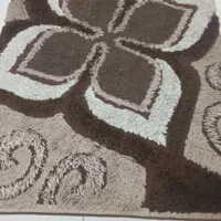 دوتا قالیچه