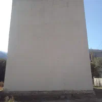 دیوار ۱۰ متر ارتفاع مناسب برای تبلیغات