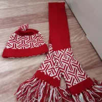 کلاه شال دخترانه وبلوز بافت|لباس|ارومیه, |دیوار