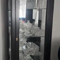 ویترین مناسب عروس در حد نو