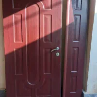 درب وردی کاملا سالم|مصالح و تجهیزات ساختمان|لاهیجان, بازکیاگوراب|دیوار