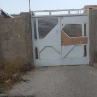 درب حیاط با چارچوب