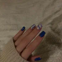 افر ۵۰٪ خدمات کاشت ناخن با بهترین متریال