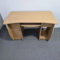 میز کامپیوتر