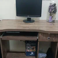 میز کامپیوتر