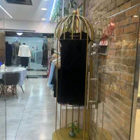 آویزلباس مزونی