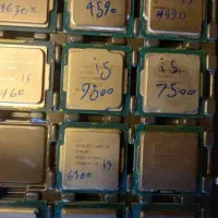 تعدادی اسپیکر کامپیوتر CPU گرافیک یک و دو و رم