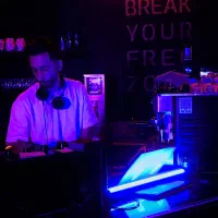 دیجی ، اجرای زنده ، Dj|خدمات پذیرایی، مراسم|تبریز, |دیوار