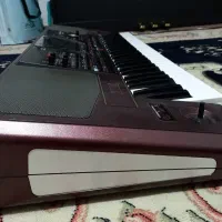 کیبورد pa1000 در حد نو کاملا سالم همراه با رم Sd|پیانو، کیبورد، آکاردئون|زیرآب, |دیوار