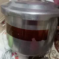 مقداری لوازم اشپزخانه|ظروف پختوپز|پرند, فاز ۵|دیوار