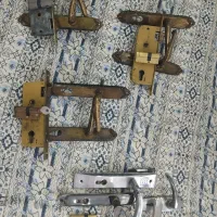 انواع دستگیره درب با متعلقات کاملا سالم