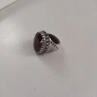 انگشتر یاقوت معدنی