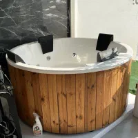 جکوزی چند نفره