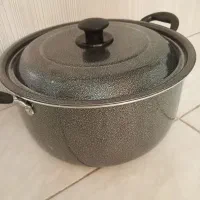 دوعدد دیگ سایز ۳۲ و ۲۸