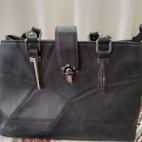 دوعدد کیف سالم|کیف، کفش، کمربند|قدس, شهر‌قدس|دیوار