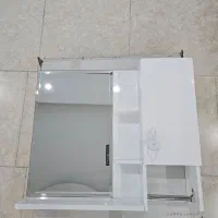 آیینه روشویی