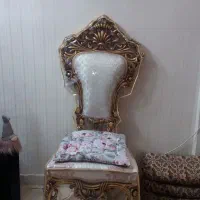 مبلمان کلاسیک ۷ نفره همراه میزناهارخوری ۴ نفره