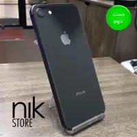 گوشی ایفون ۸