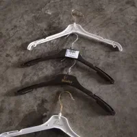 چوب‌ لباسی