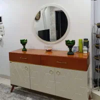 کنسول و آیینه