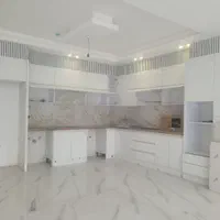 بلوارکریمی واحد۱۴۰متری دو خوابه مستردارنوساز