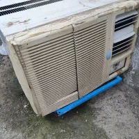کولر پنجره ای ۲۴هزار کنترل دار سالم فوری پول لازمم