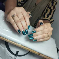 خدمات ناخن  ب صورت حرفه ای|خدمات آرایشگری و زیبایی|بم, |دیوار