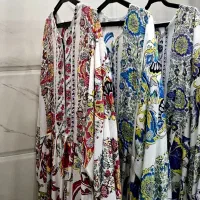 فروش استثنایی اجناس مغازه به علت جا به جایی|لباس|رشت, پل تالشان|دیوار