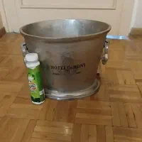 گلدان یخدان|ظروف سرو و پذیرایی|تهران, کامرانیه|دیوار