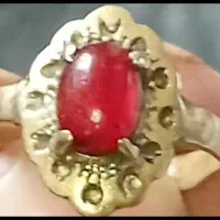 انگشتر همراه سنگ یاقوت سرخ