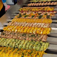استخدام کمک آشپز و تخته کار ماهر