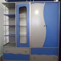 کمد نوجوان تمیز