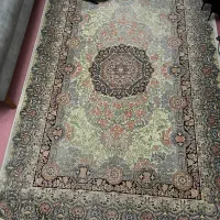فرش ماشینی ۴ متری کاملا سالم