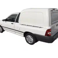 راننده وانت با خودرو