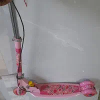 اسکوتر دخترانه در حد نو